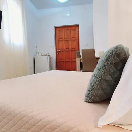 Heritage Stone 아파트 스플리트