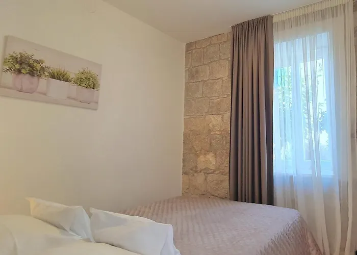 Heritage Stone 스플리트