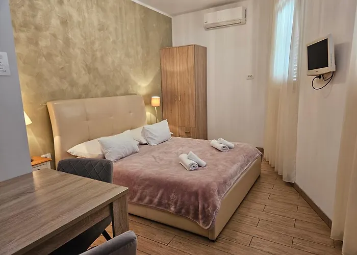 아파트 Heritage Stone 스플리트