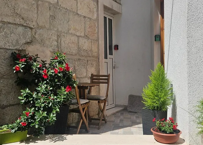 Heritage Stone 아파트 스플리트